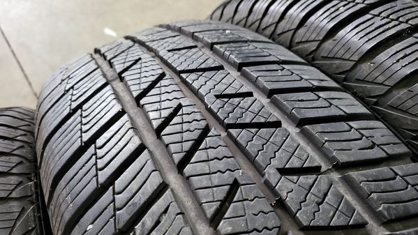 235/60/18 BARUM 4бр