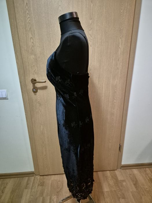Rochie neagră de catifea