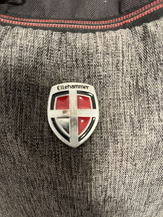 Ghiozdan/rucsac Ellehammer pentru laptop.