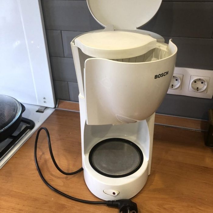 Капельная кофе-машина модель Bosch TKA 1410