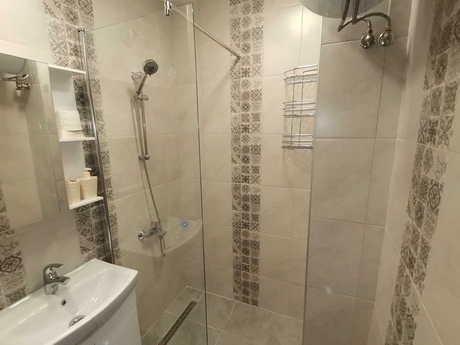 Дава се под наем Тристаен апартамент в Варна, Победа - 80 кв.м за 428.91 € - Снимка #7