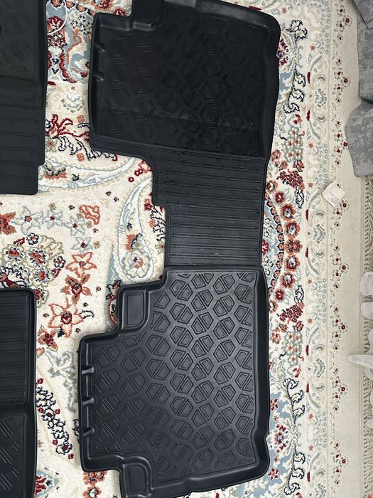 Прадою Полик заводскои Хавал м6