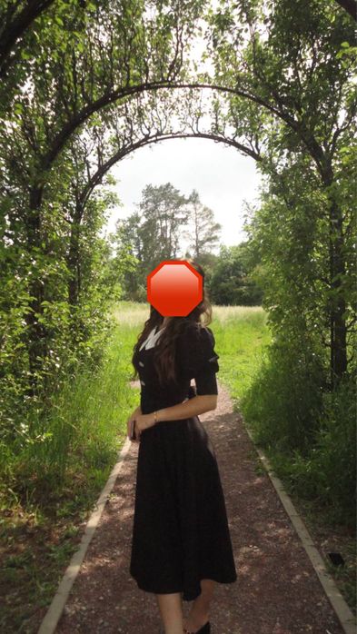 Платье черное длина миди