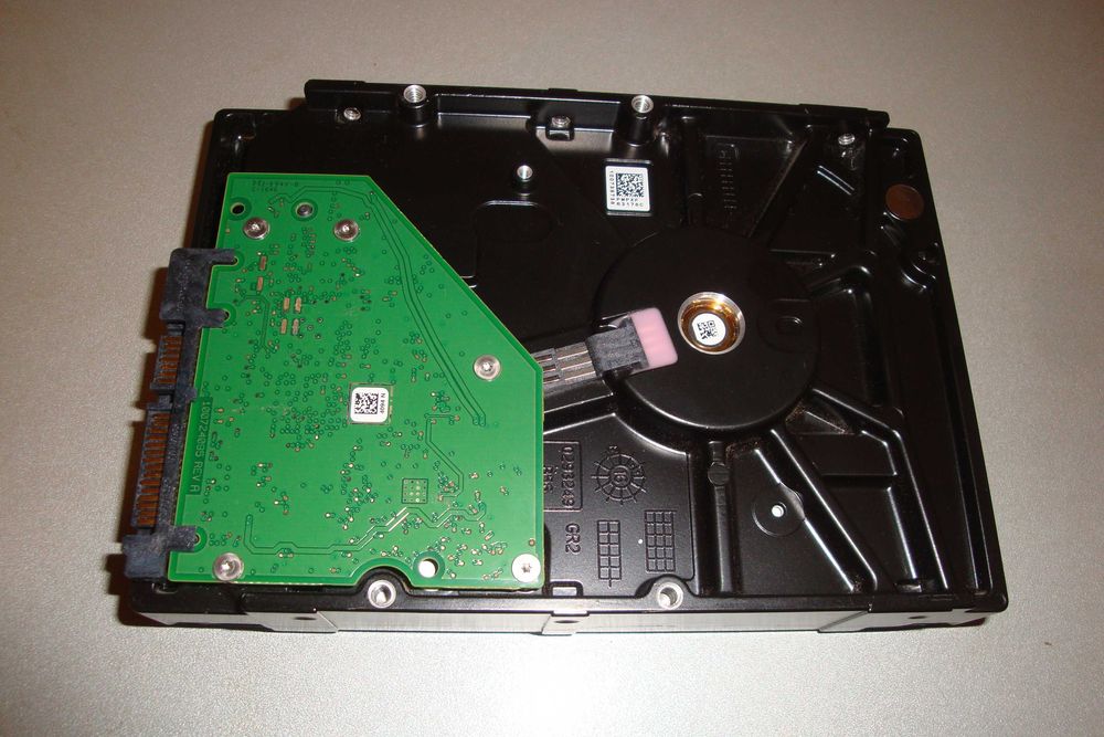 HDD Seagate 2TB ST2000VM003 Sata 6GB/s testat stare excelenta