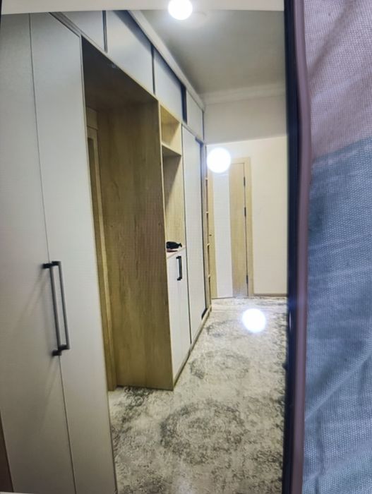 Yakkasaray tumanidan kvartira bor qiz ayyolarga