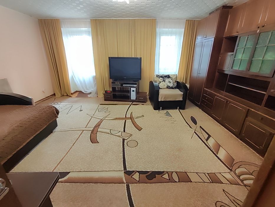 Продается 3-комн (5-9, 3 эт)