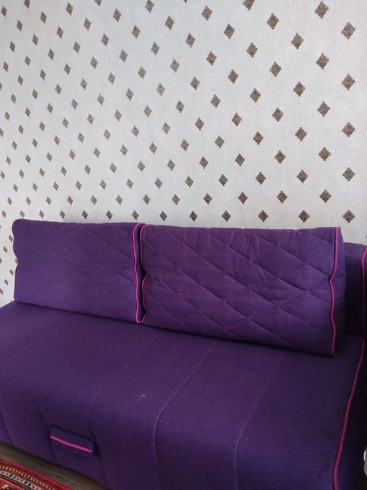 Продаю тахту.                 .