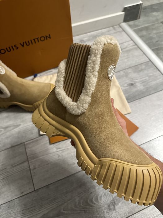 IN STOC | Ghete Louis Vuitton Premium