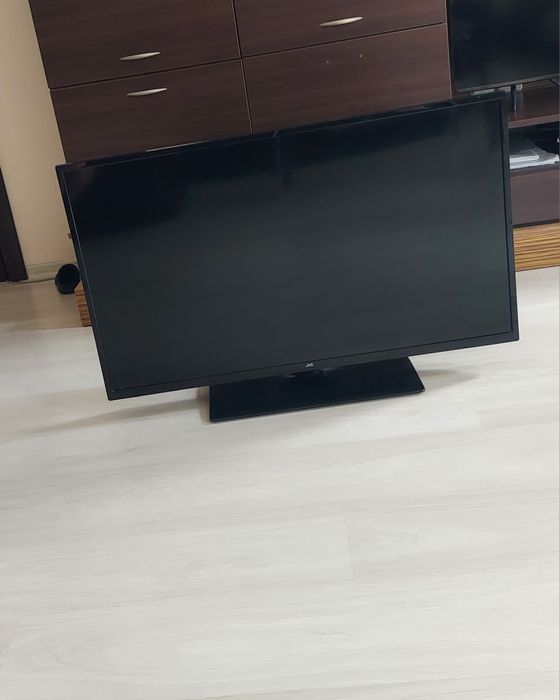 Smart TV  JVC,40инча-300лв.