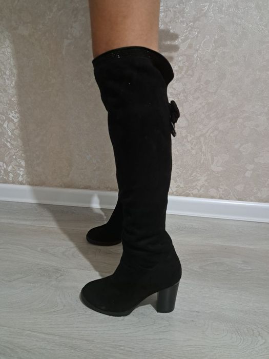 Срочно продам сапоги