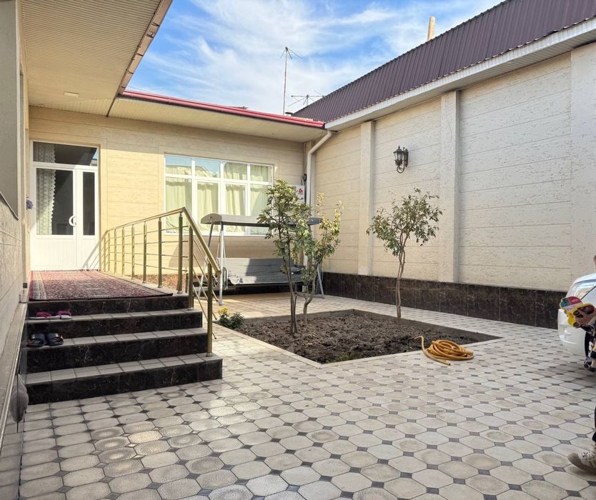 Продаётся квартира в Ул Шофайз Ор Махалля Шофайз