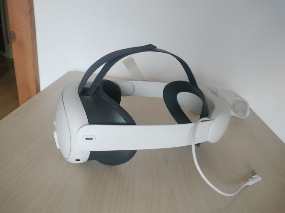 Meta Quest 3 512gb VR + elite strap cu baterie + statiune de  incarcat