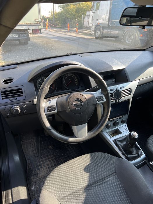 OPEL Astra 2010 — imagine 5