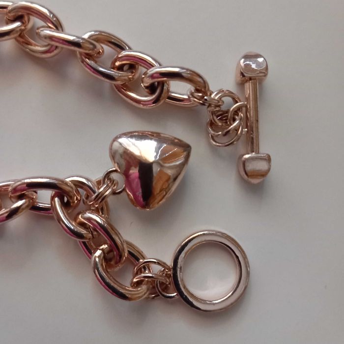 Дамски гривни цирконий