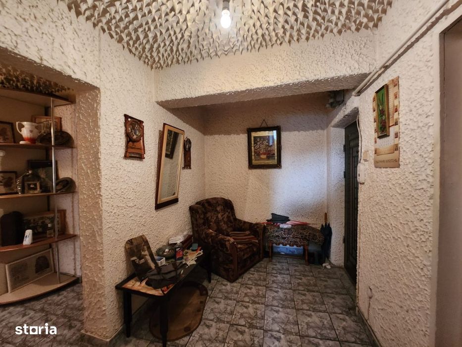 Apartament de vanzare 4 camere - Negru Voda