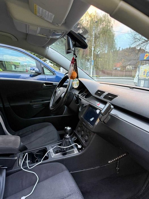 VOLKSWAGEN Passat 2008