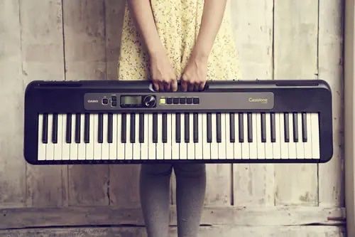 Новый синтезатор lk-s250