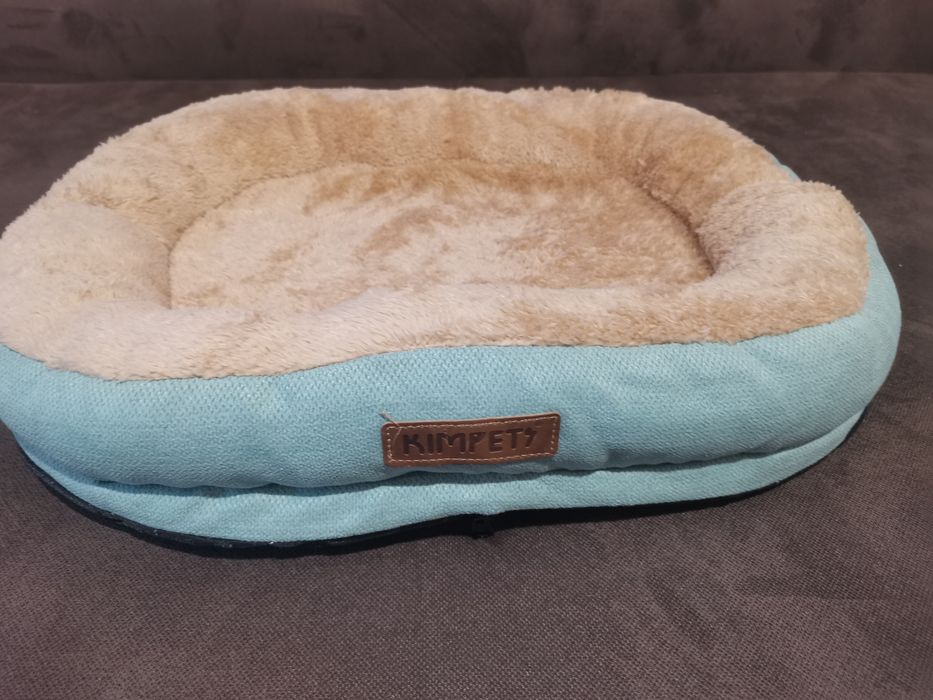 Голям лот за куче -нови легло, дрехи, обувки…