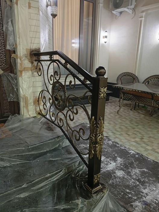 покраска ворот. Дарвоза Darvoza тамирлаш бойаш. Ремонт реставрация.