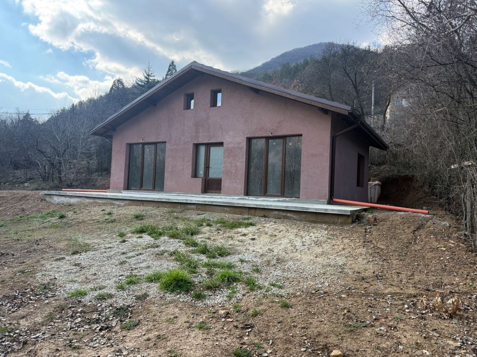 Продава се Къща в с. Желен, Област София-област - 65 кв.м за 1240 €/кв.м - Снимка #1