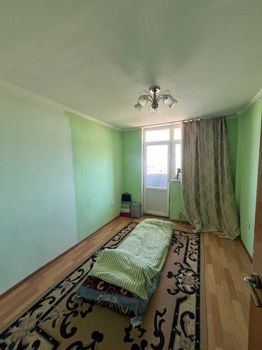 Продаётся самая дешёвая 3-комнатная квартира на НУРСАТЕ. Этаж 8 из 9.