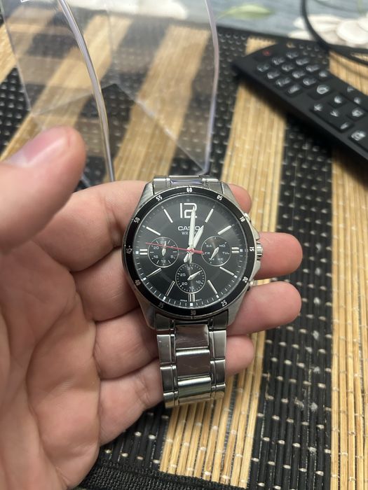 Casio Edifice 2 броя и часовник Police