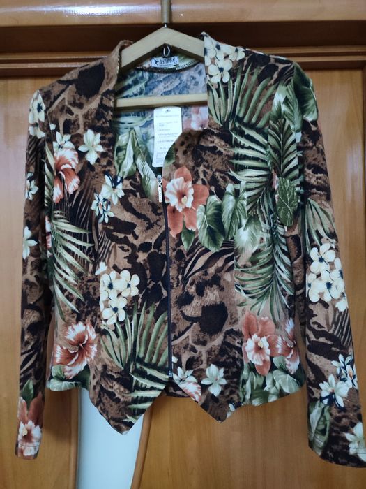 Продам фирменные блузки