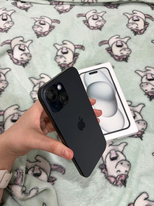 Срочно продам Айфон 15