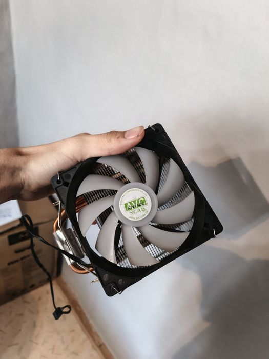 Продам корпус и мат плату