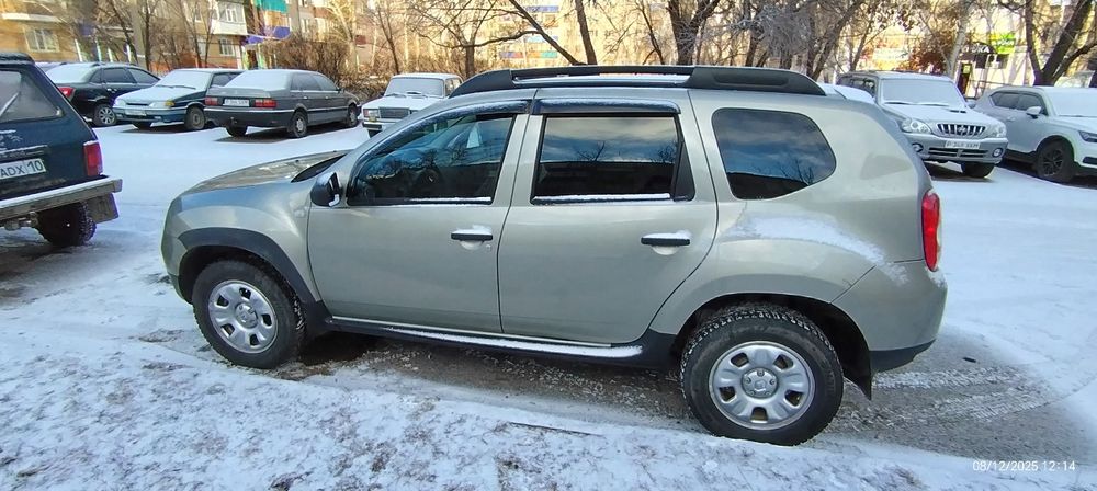 Продам рено дастер