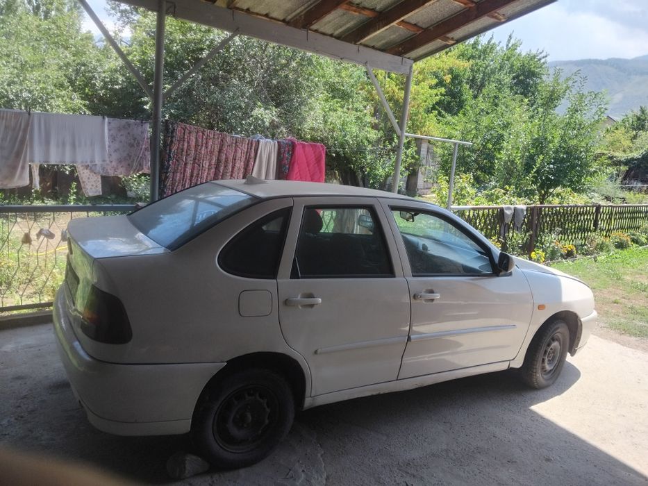 Volkswagen pollo 1999