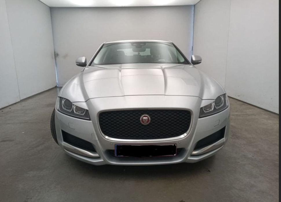 Jaguar XF 2020 + 2 Seturi de Jante - Revizii efectuate recent