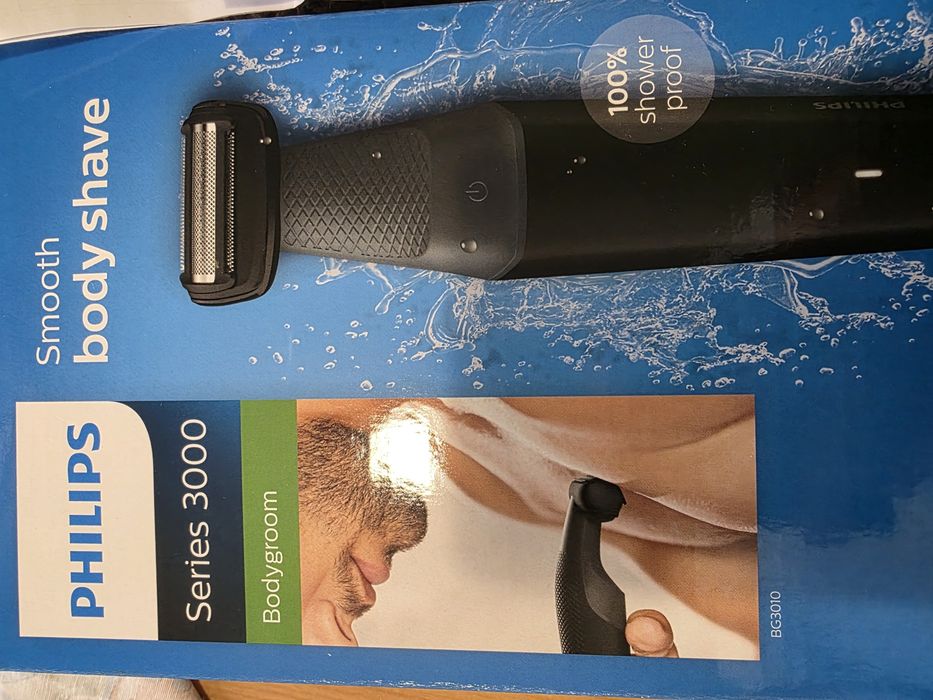 Тример Philips series 3000 BG3010, водоустойчив, 1 гребен за постав