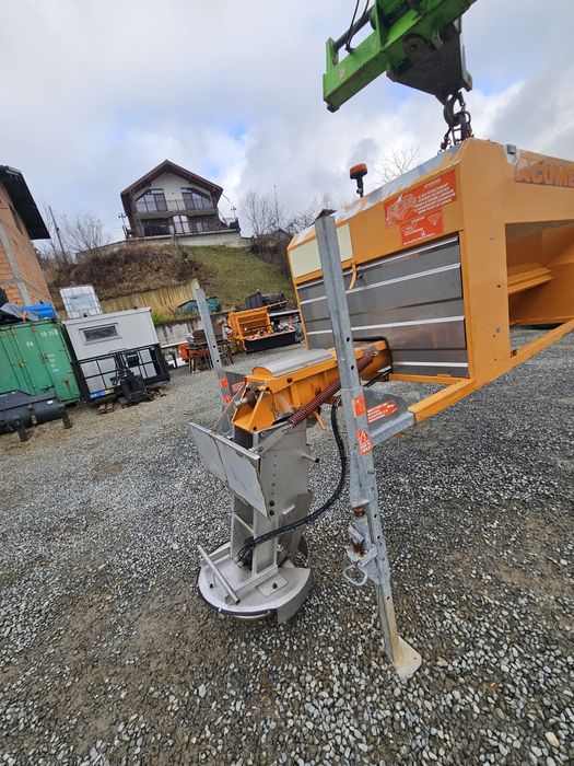 Vand sararita Acometis din inox cu motor auxiliar