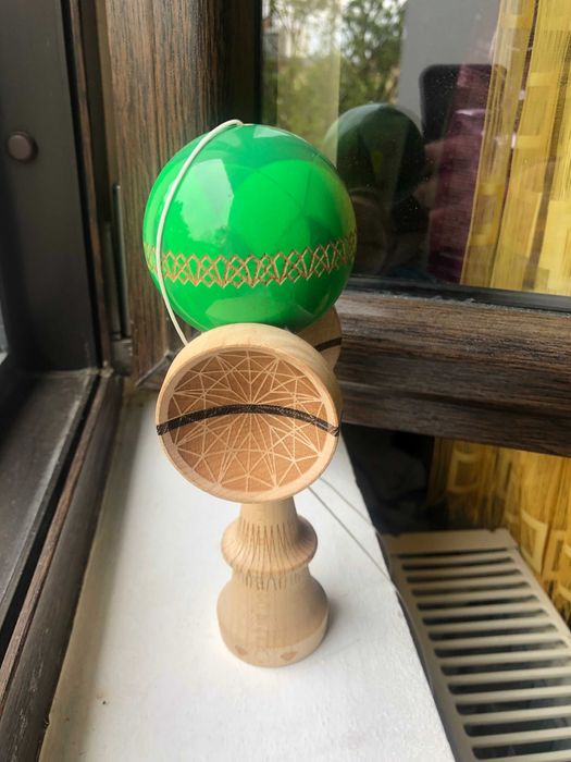 Kendama Sweets Emerald