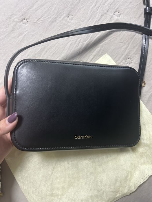 Чанта Calvin Klein за през рамо