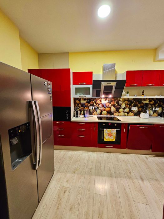 Продава се Къща в Елена - 860 кв.м за 1779 €/кв.м - Снимка #11