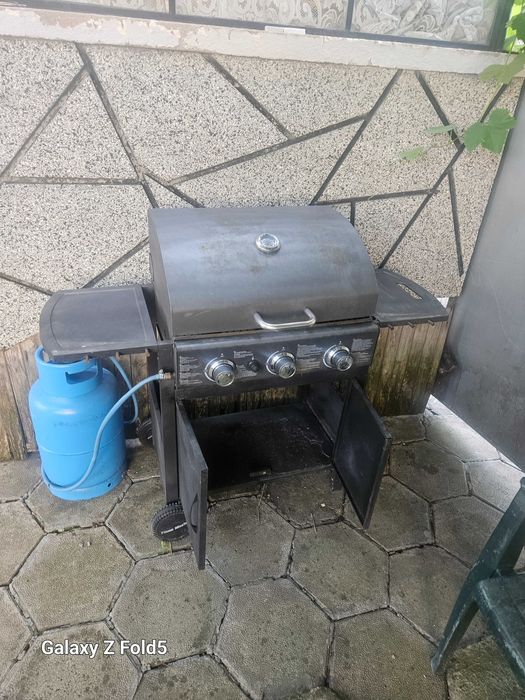 Барбекю за на газ за