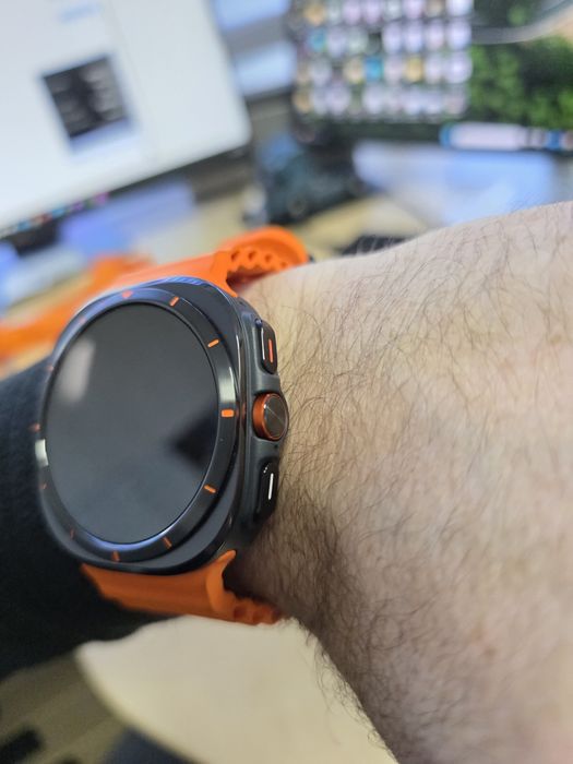Vând Samsung watch ultra 2025, Black