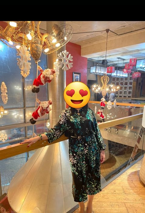 Женское атласное платье