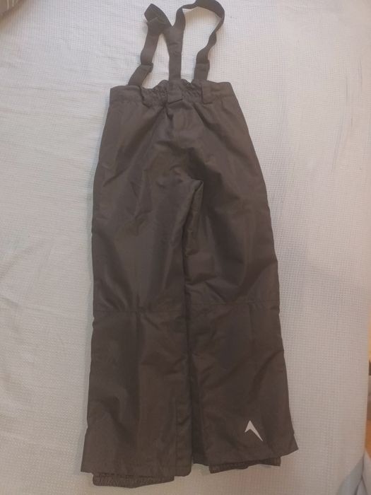 Pantaloni copii noi 134 - 140 de schi