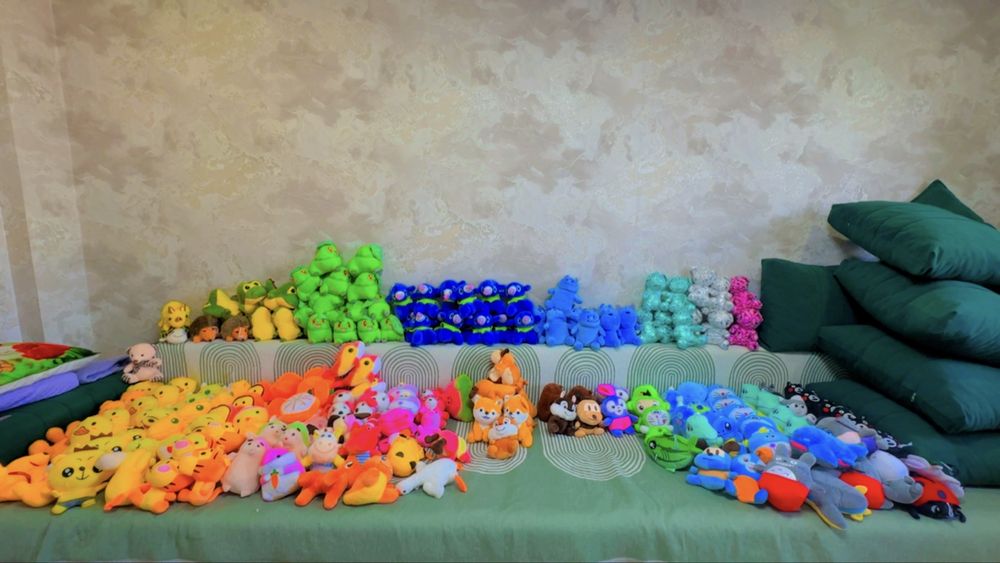 Продам 150 штук оптом игрушки Хватайка