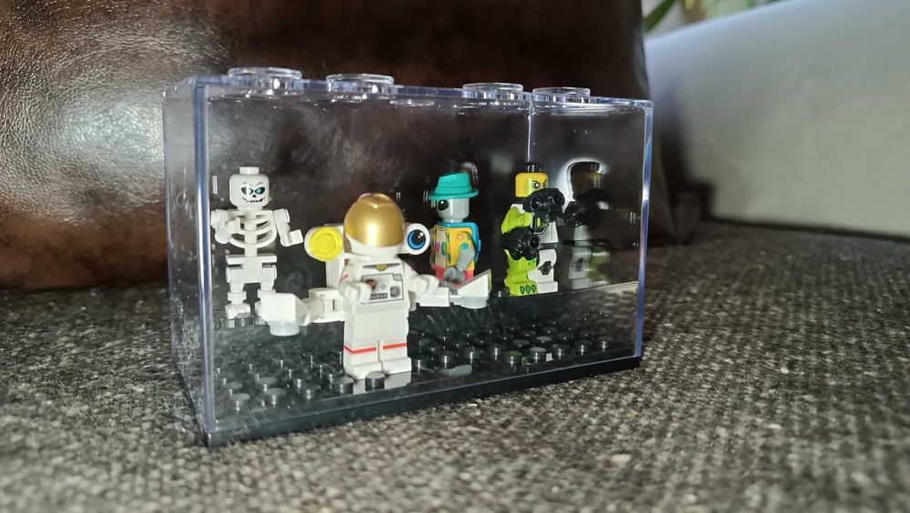 Дисплей / кейс за лего минифигурки