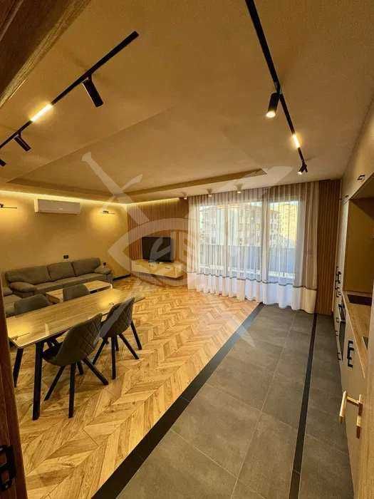 Дава се под наем Двустаен апартамент в Асеновград - 80 кв.м за 548.25 € - Снимка #1