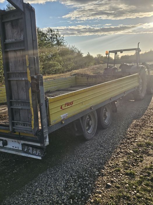 Trailer tandem fligel