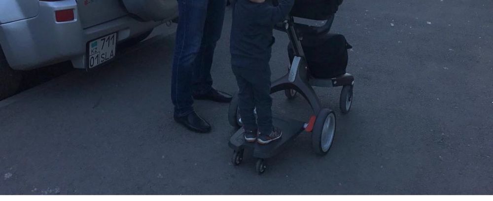 Продам коляску Stokke
