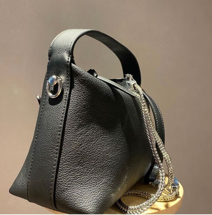 Продам сумку срочно