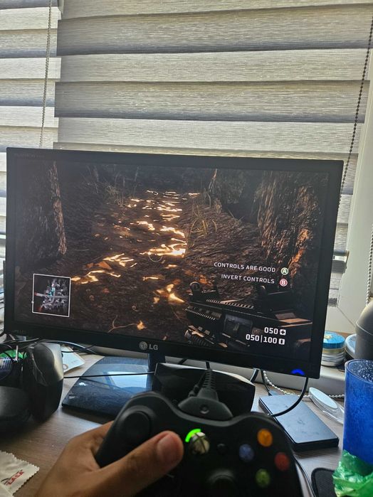 Xbox360 S 250GB с два оригинални контролера