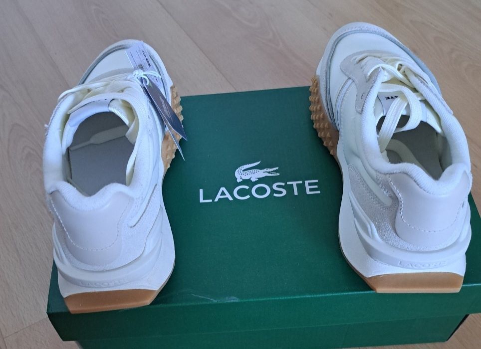 Vând adidași Lacoste originali