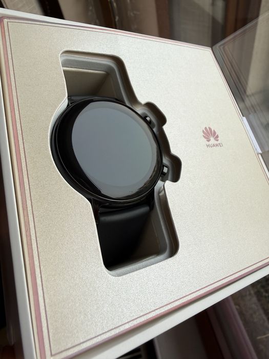 Часовник Huawei GT 2 42mm